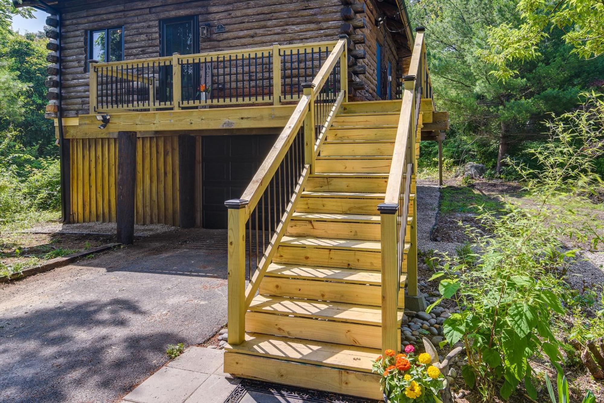 Fairhaven Harbor-Front Gem - Steps From The Water! Vila Exterior foto